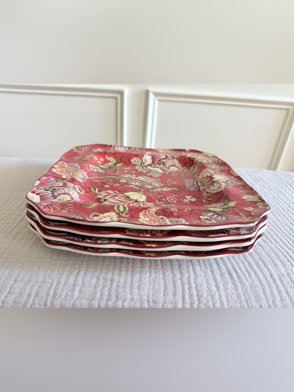 Set of 4 222 Fifth Gabriela Red Square Dinner Plates 11" Fine China